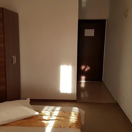 Πανσιόν Pensiunea Valea Ursului Bascov